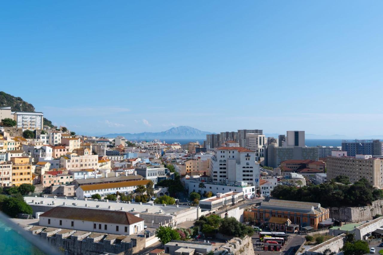 Seaside Serenity Oasis - High Floor - Stunning Views Gibraltar Buitenkant foto